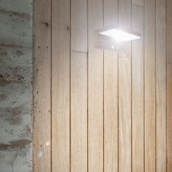 Applique murale Solaire IP44 600 Lumens - Détecteur de mouvements - 3 modes de fonctionnement - Finitions bois
